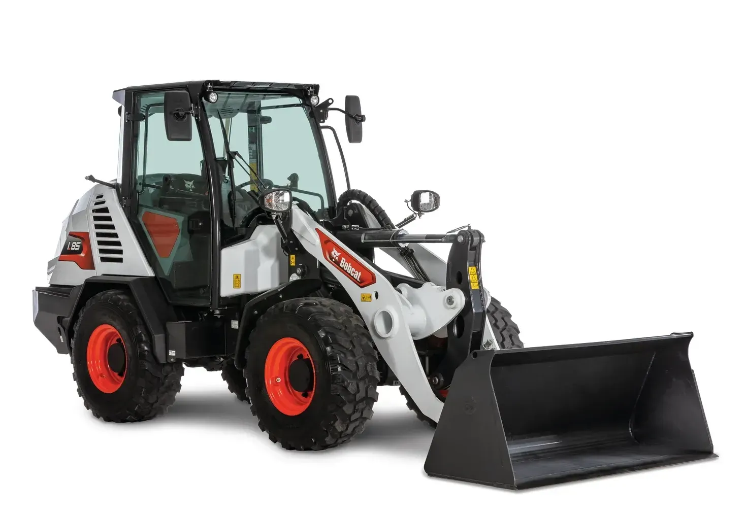 BOBCAT L85 COMPACT WHEEL LOADER